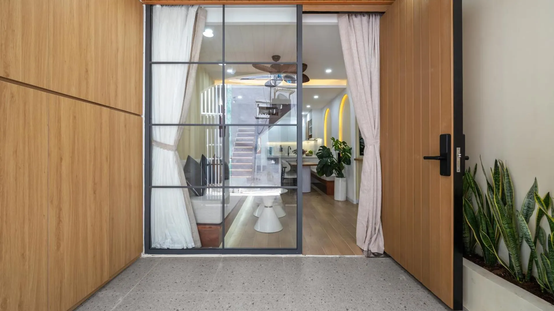 June House - Walk To Dragon Bridge Da Nang Holiday home